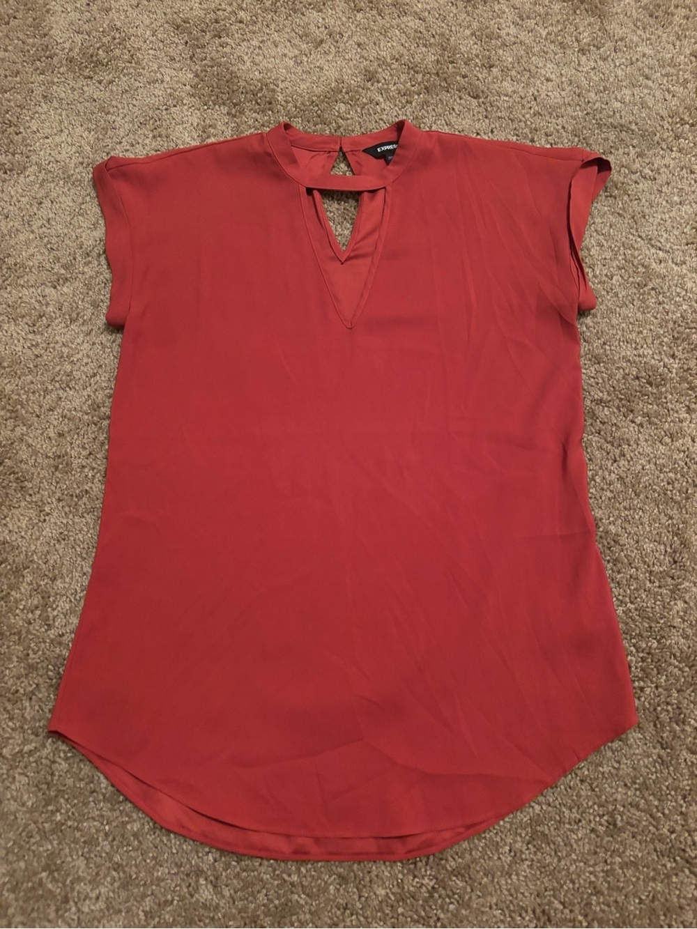 ☘️ Women’s Express Blouse Size Small Pinkish Red